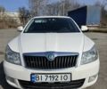 Белый Шкода Октавия, объемом двигателя 1.8 л и пробегом 196 тыс. км за 7500 $, фото 1 на Automoto.ua