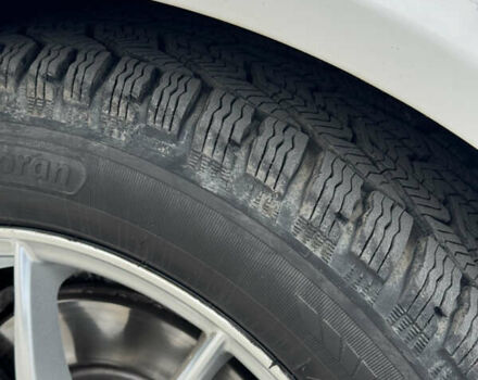 Белый Шкода Октавия, объемом двигателя 1.4 л и пробегом 223 тыс. км за 7500 $, фото 12 на Automoto.ua