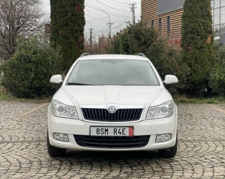 Белый Шкода Октавия, объемом двигателя 1.6 л и пробегом 270 тыс. км за 6950 $, фото 2 на Automoto.ua