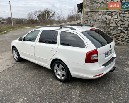 Белый Шкода Октавия, объемом двигателя 1.6 л и пробегом 239 тыс. км за 8650 $, фото 6 на Automoto.ua
