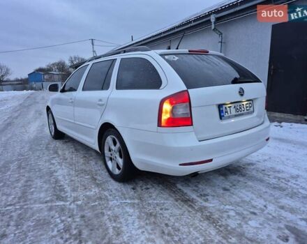 Белый Шкода Октавия, объемом двигателя 2 л и пробегом 290 тыс. км за 8850 $, фото 10 на Automoto.ua
