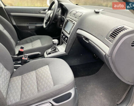 Белый Шкода Октавия, объемом двигателя 1.6 л и пробегом 239 тыс. км за 8650 $, фото 12 на Automoto.ua