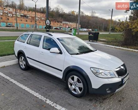 Белый Шкода Октавия, объемом двигателя 1.97 л и пробегом 264 тыс. км за 10500 $, фото 10 на Automoto.ua