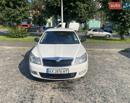 Белый Шкода Октавия, объемом двигателя 1.6 л и пробегом 270 тыс. км за 7500 $, фото 1 на Automoto.ua