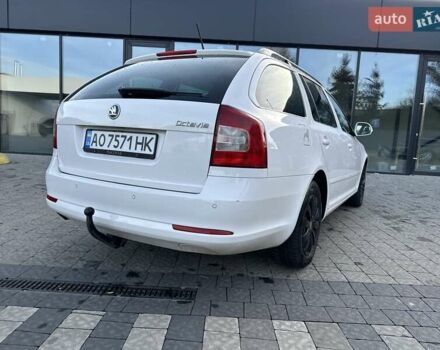 Белый Шкода Октавия, объемом двигателя 1.97 л и пробегом 355 тыс. км за 8500 $, фото 7 на Automoto.ua
