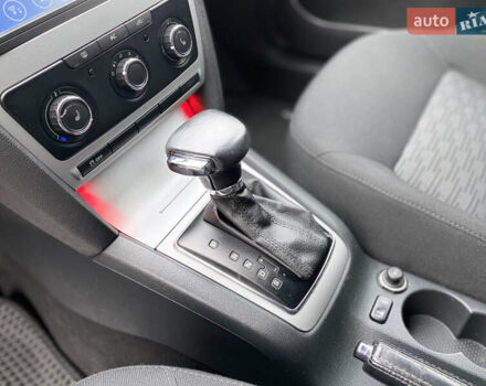 Белый Шкода Октавия, объемом двигателя 1.6 л и пробегом 239 тыс. км за 8650 $, фото 13 на Automoto.ua