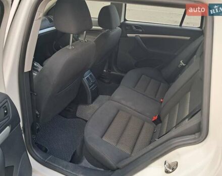 Белый Шкода Октавия, объемом двигателя 1.97 л и пробегом 264 тыс. км за 10500 $, фото 5 на Automoto.ua