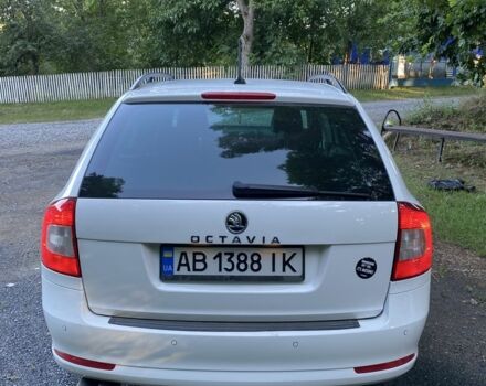 Білий Шкода Октавія, об'ємом двигуна 1.8 л та пробігом 192 тис. км за 8000 $, фото 5 на Automoto.ua