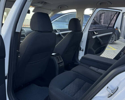 Белый Шкода Октавия, объемом двигателя 1.97 л и пробегом 256 тыс. км за 8550 $, фото 24 на Automoto.ua