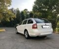 Білий Шкода Октавія, об'ємом двигуна 2 л та пробігом 227 тис. км за 11700 $, фото 2 на Automoto.ua