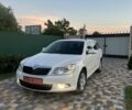 Білий Шкода Октавія, об'ємом двигуна 2 л та пробігом 240 тис. км за 8800 $, фото 1 на Automoto.ua