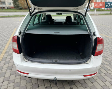 Білий Шкода Октавія, об'ємом двигуна 1.4 л та пробігом 239 тис. км за 6700 $, фото 12 на Automoto.ua