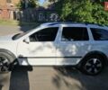 Белый Шкода Октавия, объемом двигателя 2 л и пробегом 320 тыс. км за 10200 $, фото 2 на Automoto.ua