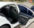 Белый Шкода Октавия, объемом двигателя 1.6 л и пробегом 320 тыс. км за 7037 $, фото 6 на Automoto.ua