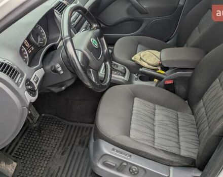 Белый Шкода Октавия, объемом двигателя 1.97 л и пробегом 275 тыс. км за 10200 $, фото 12 на Automoto.ua