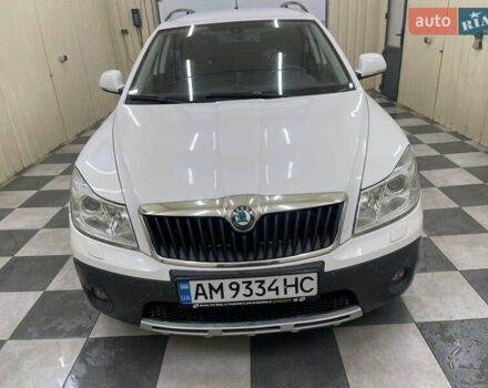 Белый Шкода Октавия, объемом двигателя 1.97 л и пробегом 304 тыс. км за 10100 $, фото 9 на Automoto.ua
