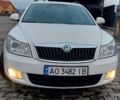 Белый Шкода Октавия, объемом двигателя 1.6 л и пробегом 264 тыс. км за 6999 $, фото 1 на Automoto.ua