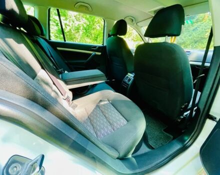 Белый Шкода Октавия, объемом двигателя 2 л и пробегом 261 тыс. км за 9300 $, фото 7 на Automoto.ua