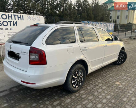 Белый Шкода Октавия, объемом двигателя 1.99 л и пробегом 292 тыс. км за 8500 $, фото 3 на Automoto.ua