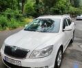 Белый Шкода Октавия, объемом двигателя 1.6 л и пробегом 327 тыс. км за 7500 $, фото 1 на Automoto.ua