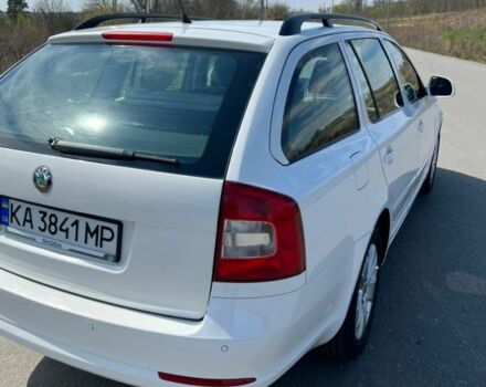 Білий Шкода Октавія, об'ємом двигуна 1.97 л та пробігом 282 тис. км за 8000 $, фото 4 на Automoto.ua