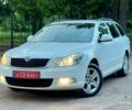 Белый Шкода Октавия, объемом двигателя 1.6 л и пробегом 213 тыс. км за 8850 $, фото 1 на Automoto.ua