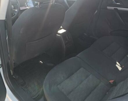 Белый Шкода Октавия, объемом двигателя 1.6 л и пробегом 245 тыс. км за 8200 $, фото 1 на Automoto.ua