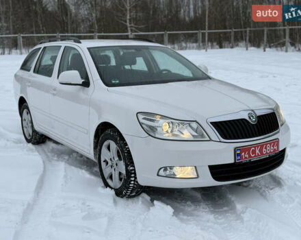 Білий Шкода Октавія, об'ємом двигуна 1.6 л та пробігом 256 тис. км за 8999 $, фото 11 на Automoto.ua