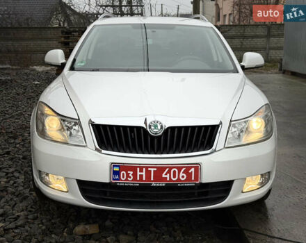 Белый Шкода Октавия, объемом двигателя 1.4 л и пробегом 231 тыс. км за 7000 $, фото 1 на Automoto.ua