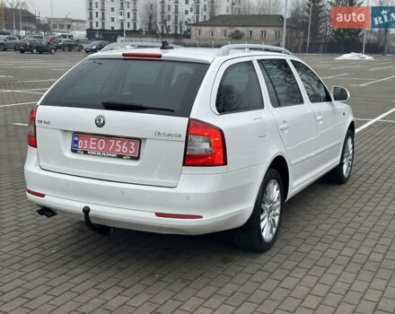 Белый Шкода Октавия, объемом двигателя 2 л и пробегом 239 тыс. км за 11900 $, фото 10 на Automoto.ua