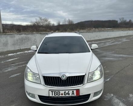 Білий Шкода Октавія, об'ємом двигуна 1.6 л та пробігом 268 тис. км за 8100 $, фото 1 на Automoto.ua
