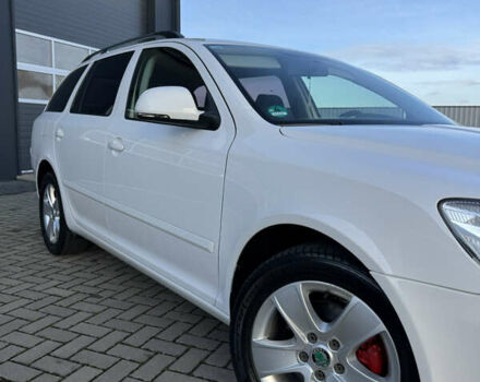 Белый Шкода Октавия, объемом двигателя 1.97 л и пробегом 256 тыс. км за 8550 $, фото 1 на Automoto.ua