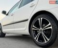 Белый Шкода Октавия, объемом двигателя 1.6 л и пробегом 196 тыс. км за 8999 $, фото 74 на Automoto.ua