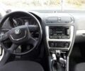 Білий Шкода Октавія, об'ємом двигуна 1.6 л та пробігом 230 тис. км за 10800 $, фото 1 на Automoto.ua