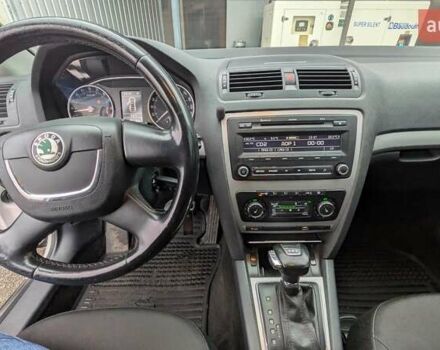 Белый Шкода Октавия, объемом двигателя 1.97 л и пробегом 275 тыс. км за 10200 $, фото 3 на Automoto.ua