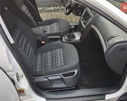 Білий Шкода Октавія, об'ємом двигуна 1.39 л та пробігом 197 тис. км за 7650 $, фото 17 на Automoto.ua