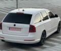 Белый Шкода Октавия, объемом двигателя 2 л и пробегом 225 тыс. км за 10400 $, фото 3 на Automoto.ua