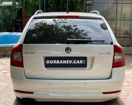 Шкода Октавия 2012 в Кременчуге на Automoto.ua Белый Шкода Октавия, объемом двигателя 1.8 л и пробегом 280 тыс. км за 7200 $, фото 10 на Automoto.ua