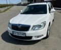Білий Шкода Октавія, об'ємом двигуна 1.97 л та пробігом 282 тис. км за 8000 $, фото 1 на Automoto.ua