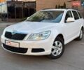 Білий Шкода Октавія, об'ємом двигуна 1.6 л та пробігом 252 тис. км за 7500 $, фото 1 на Automoto.ua