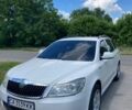 Белый Шкода Октавия, объемом двигателя 1.6 л и пробегом 350 тыс. км за 6300 $, фото 1 на Automoto.ua
