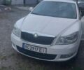 Білий Шкода Октавія, об'ємом двигуна 1.6 л та пробігом 237 тис. км за 6663 $, фото 1 на Automoto.ua