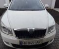 Шкода Октавия 2012 в Измаиле на Automoto.ua Белый Шкода Октавия, объемом двигателя 1.6 л и пробегом 252 тыс. км за 7600 $, фото 5 на Automoto.ua