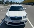 Белый Шкода Октавия, объемом двигателя 2.01 л и пробегом 295 тыс. км за 8700 $, фото 1 на Automoto.ua