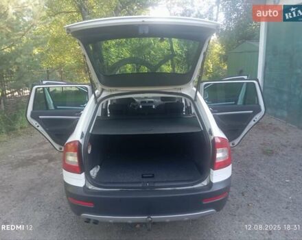 Білий Шкода Октавія, об'ємом двигуна 1.97 л та пробігом 247 тис. км за 11700 $, фото 26 на Automoto.ua