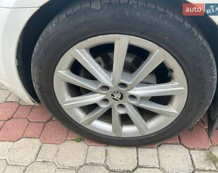 Белый Шкода Октавия, объемом двигателя 1.6 л и пробегом 309 тыс. км за 10900 $, фото 9 на Automoto.ua