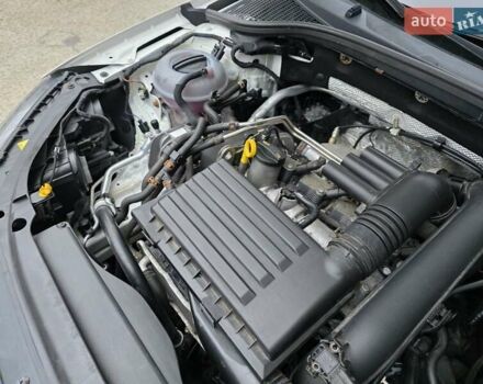 Белый Шкода Октавия, объемом двигателя 1.2 л и пробегом 170 тыс. км за 7200 $, фото 69 на Automoto.ua