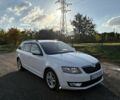Белый Шкода Октавия, объемом двигателя 1.6 л и пробегом 266 тыс. км за 10600 $, фото 2 на Automoto.ua