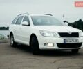 Белый Шкода Октавия, объемом двигателя 1.6 л и пробегом 300 тыс. км за 8500 $, фото 1 на Automoto.ua