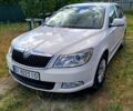 Белый Шкода Октавия, объемом двигателя 1.8 л и пробегом 222 тыс. км за 8500 $, фото 1 на Automoto.ua